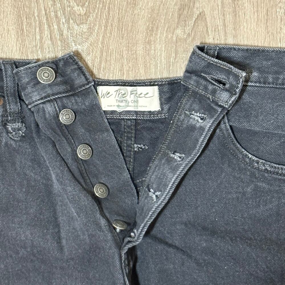Free People We The Free Black Distressed Denim Shorts Size 31 Raw Hem Button Fly - Picture 7 of 10